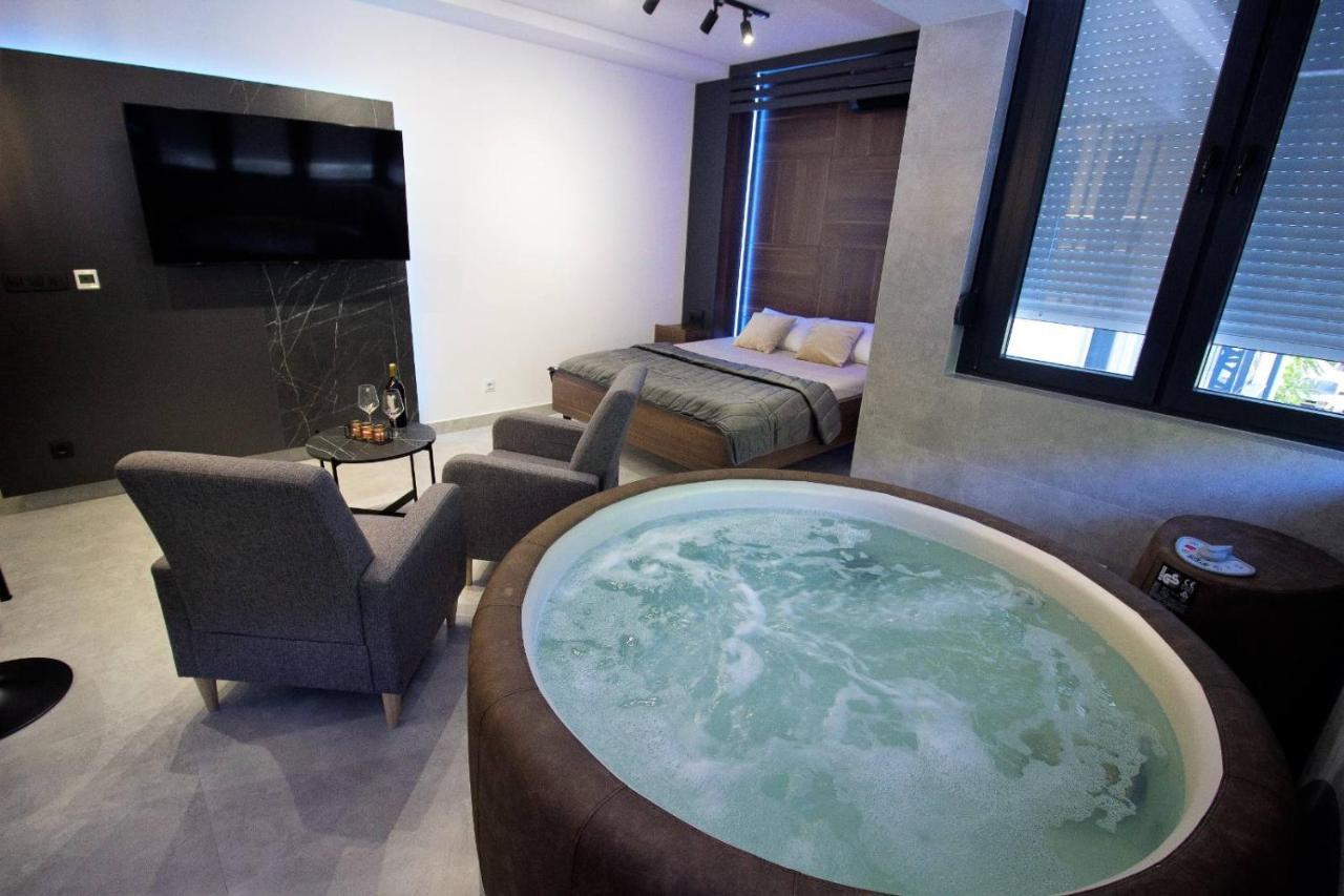 Jacuzzi Sauna Selfcheckin Mystic Mostar Bagian luar foto