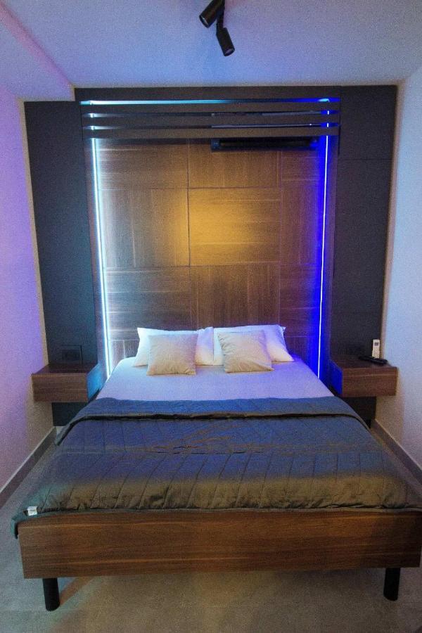 Jacuzzi Sauna Selfcheckin Mystic Mostar Bagian luar foto